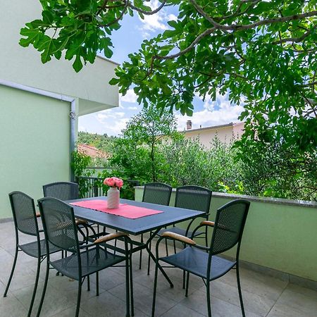 Apartment Ivano Dugi Rat Exterior photo