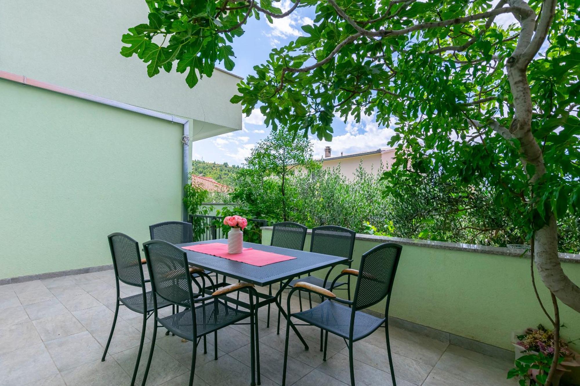Apartment Ivano Dugi Rat Exterior photo
